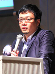 吉崎 誠二